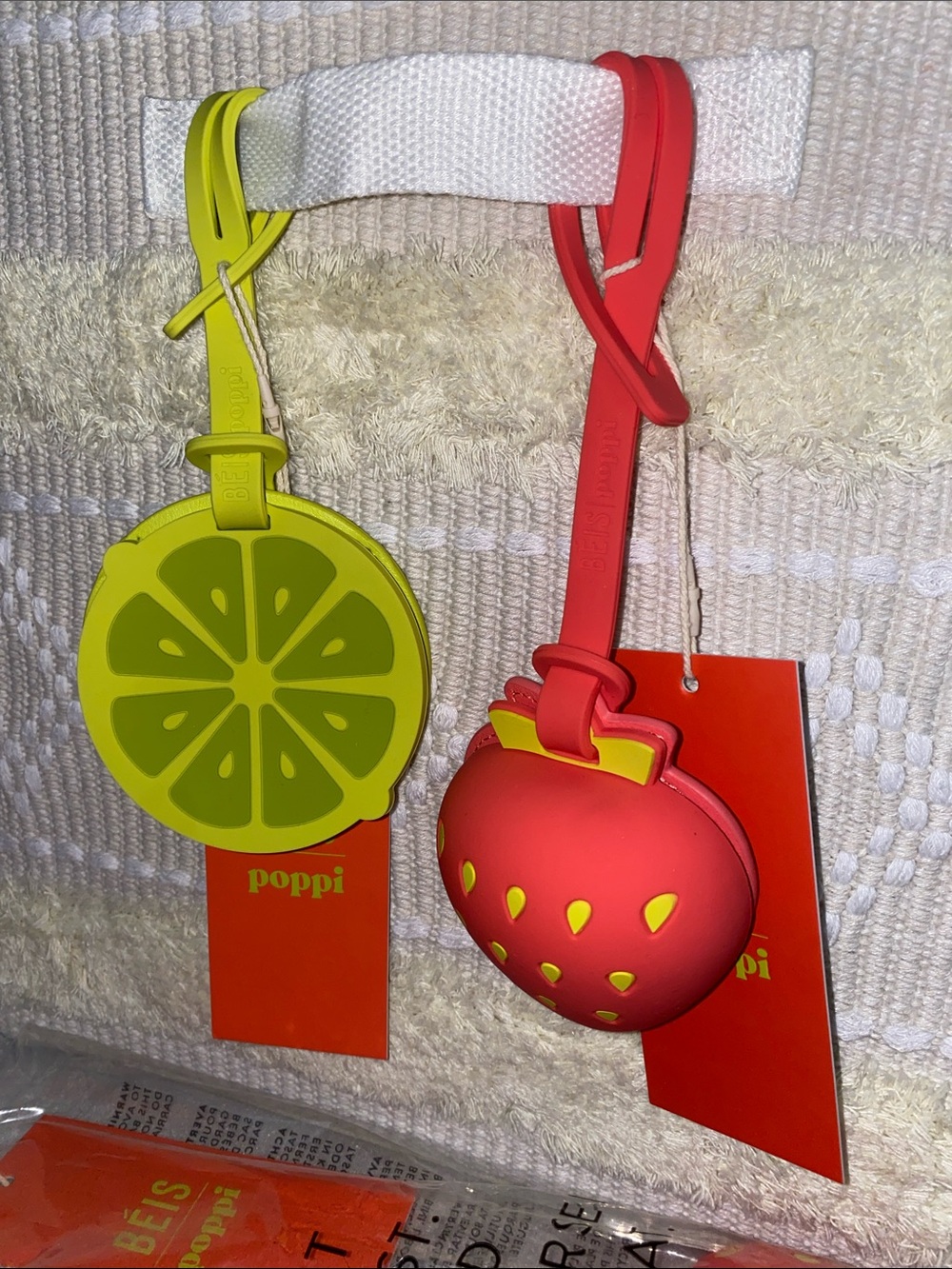 BEIS x Poppi Luggage tag & mirror bag charm - Picture 5 of 14